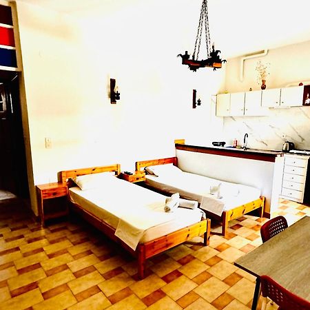 Glaros Apartments 니드리 외부 사진
