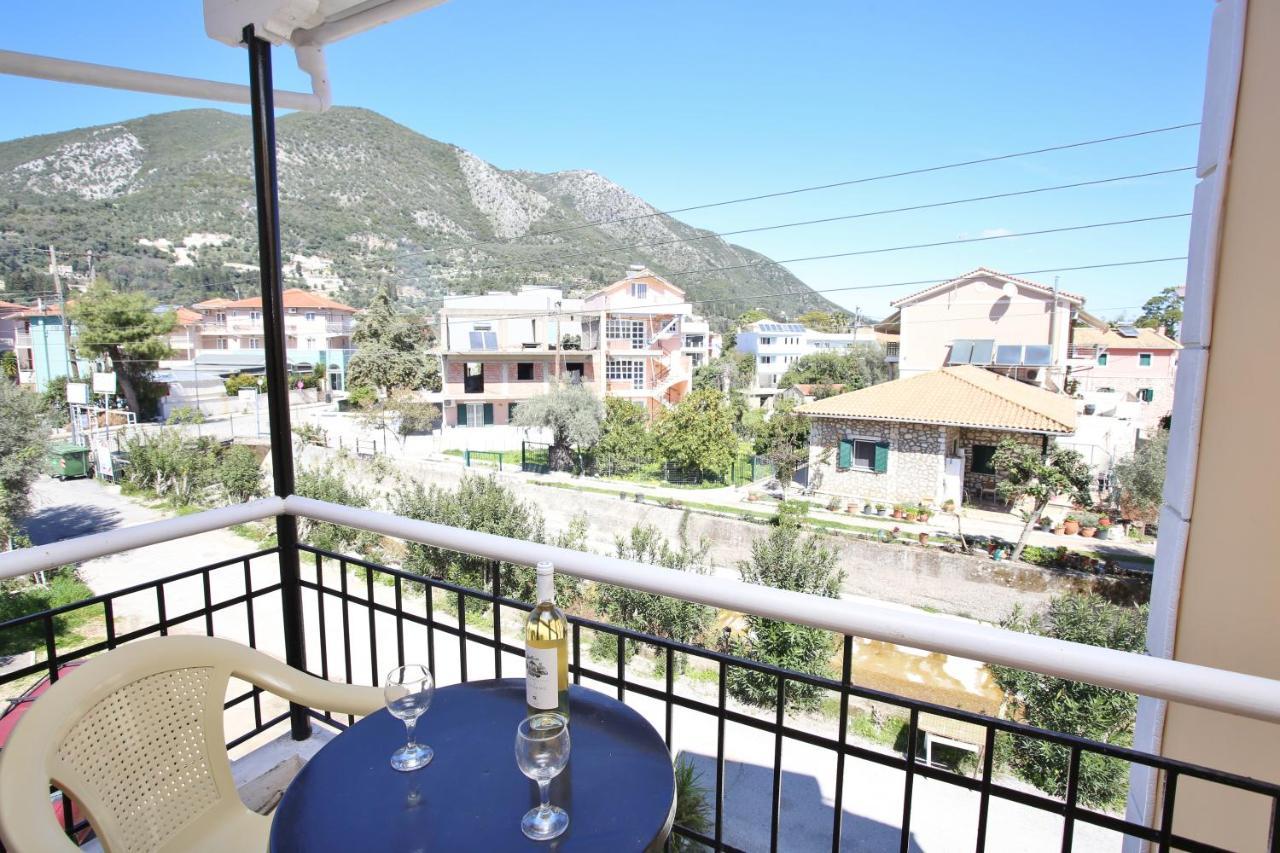 Glaros Apartments 니드리 외부 사진