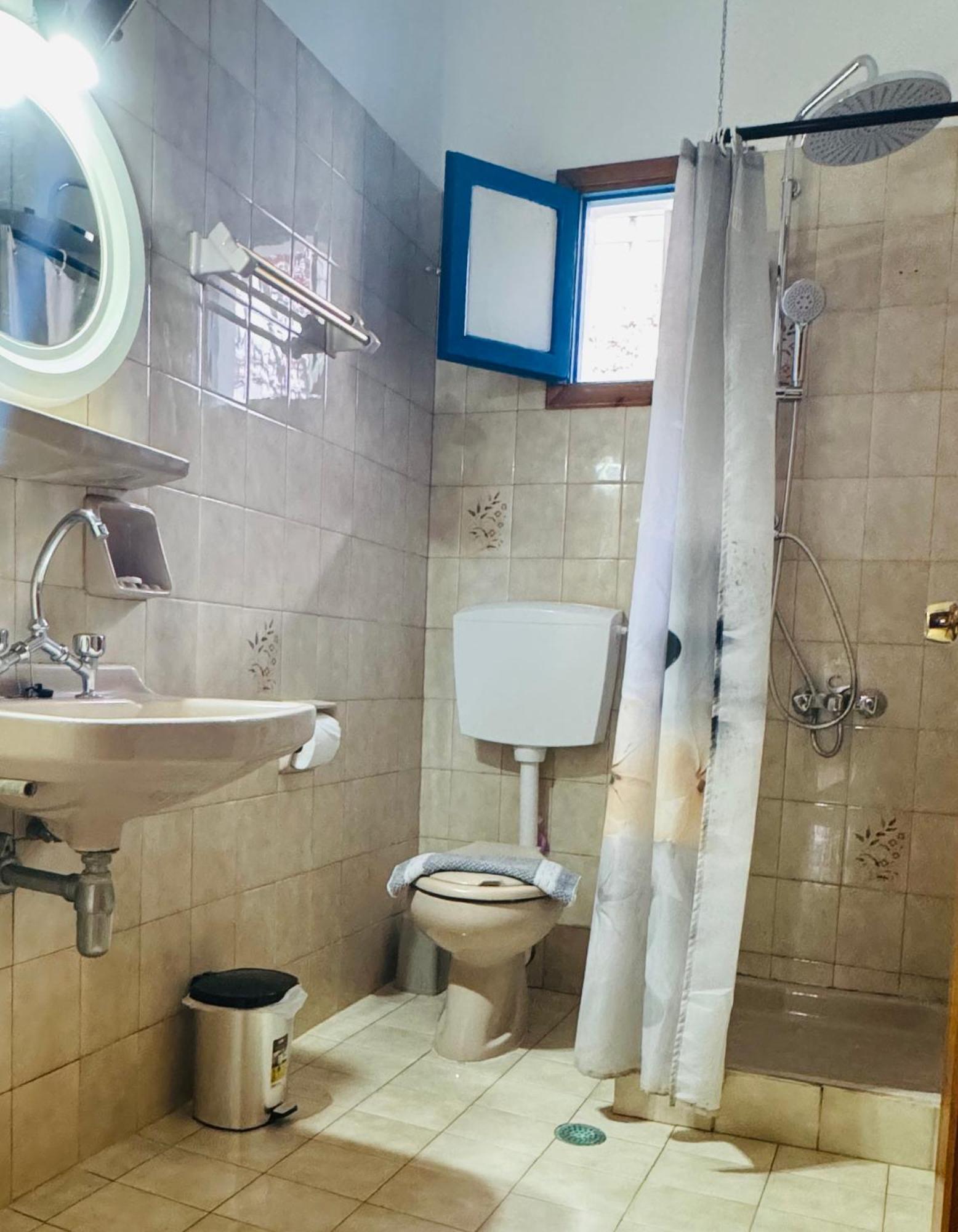 Glaros Apartments 니드리 외부 사진